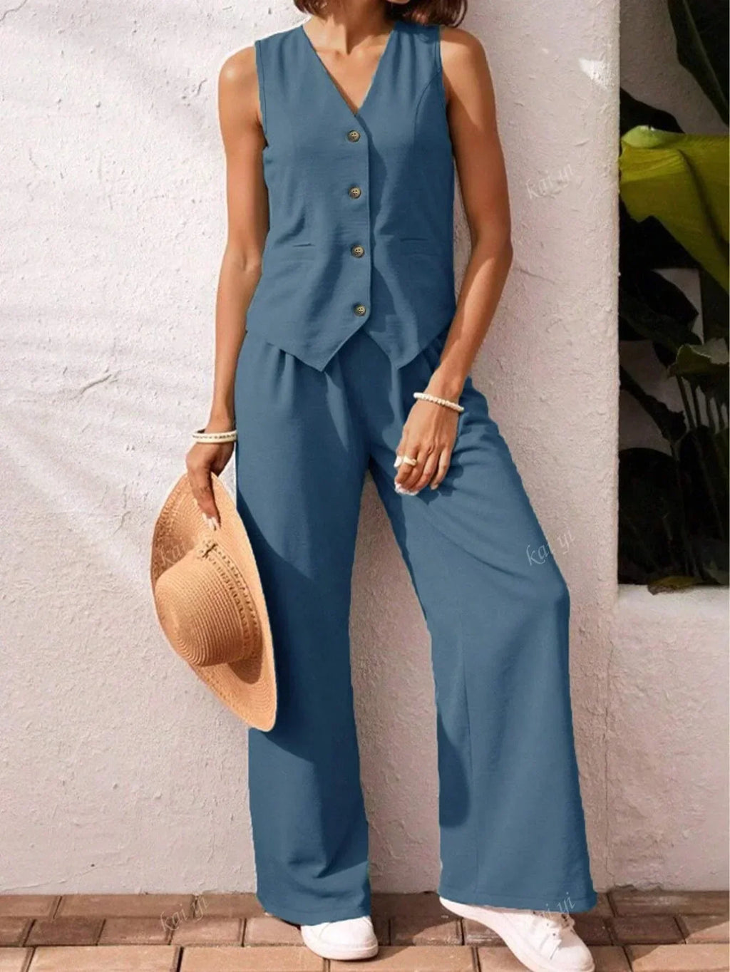 Sofía Regalo | Conjunto Chaleco y Pantalón