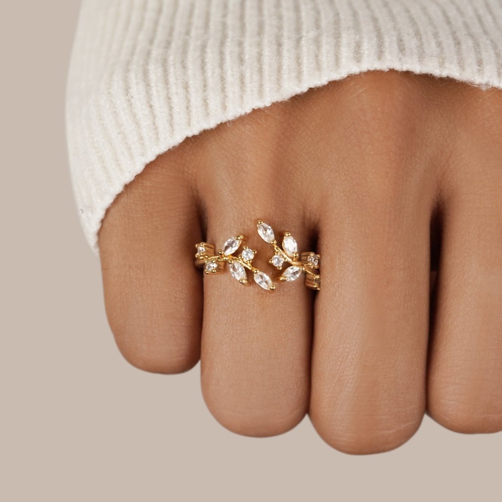 Anillo de Vid con Cristal 18K