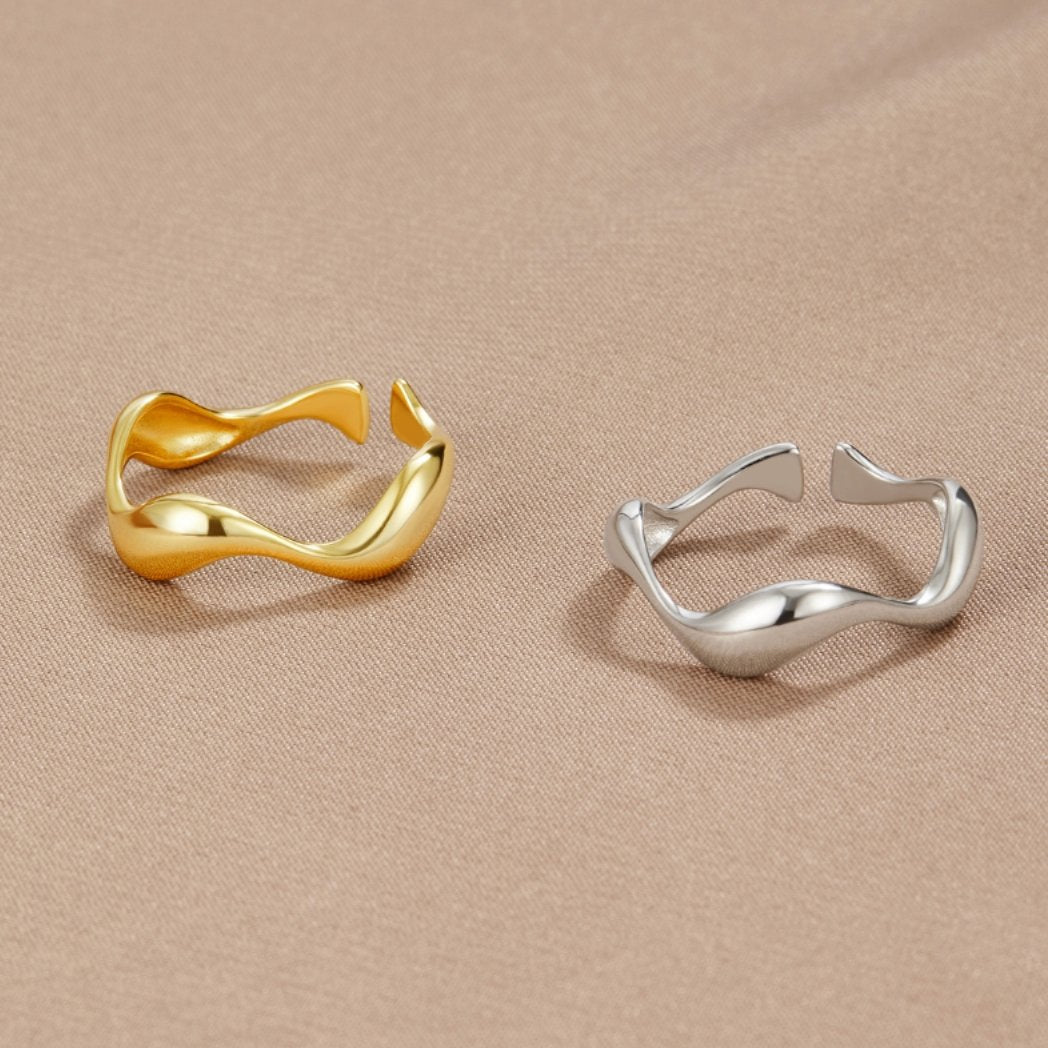 Anillo Ola Dorado en Plata 925