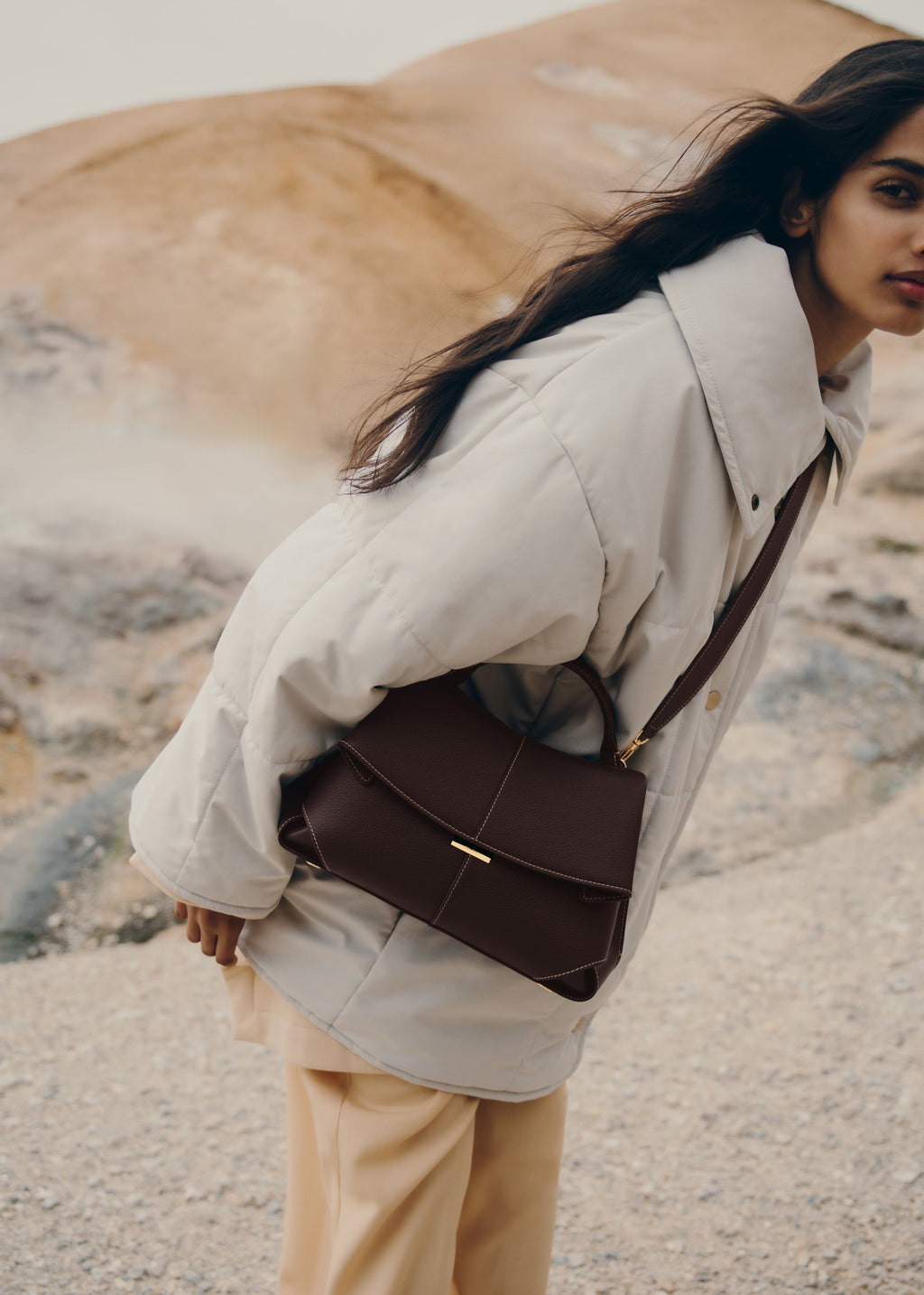 Leocadia | Bolso Texturado Ébano
