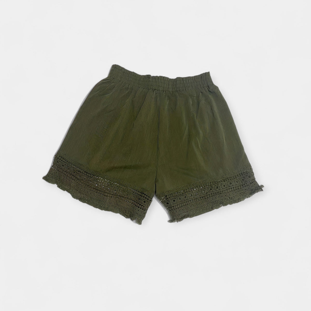 Shorts con encaje
