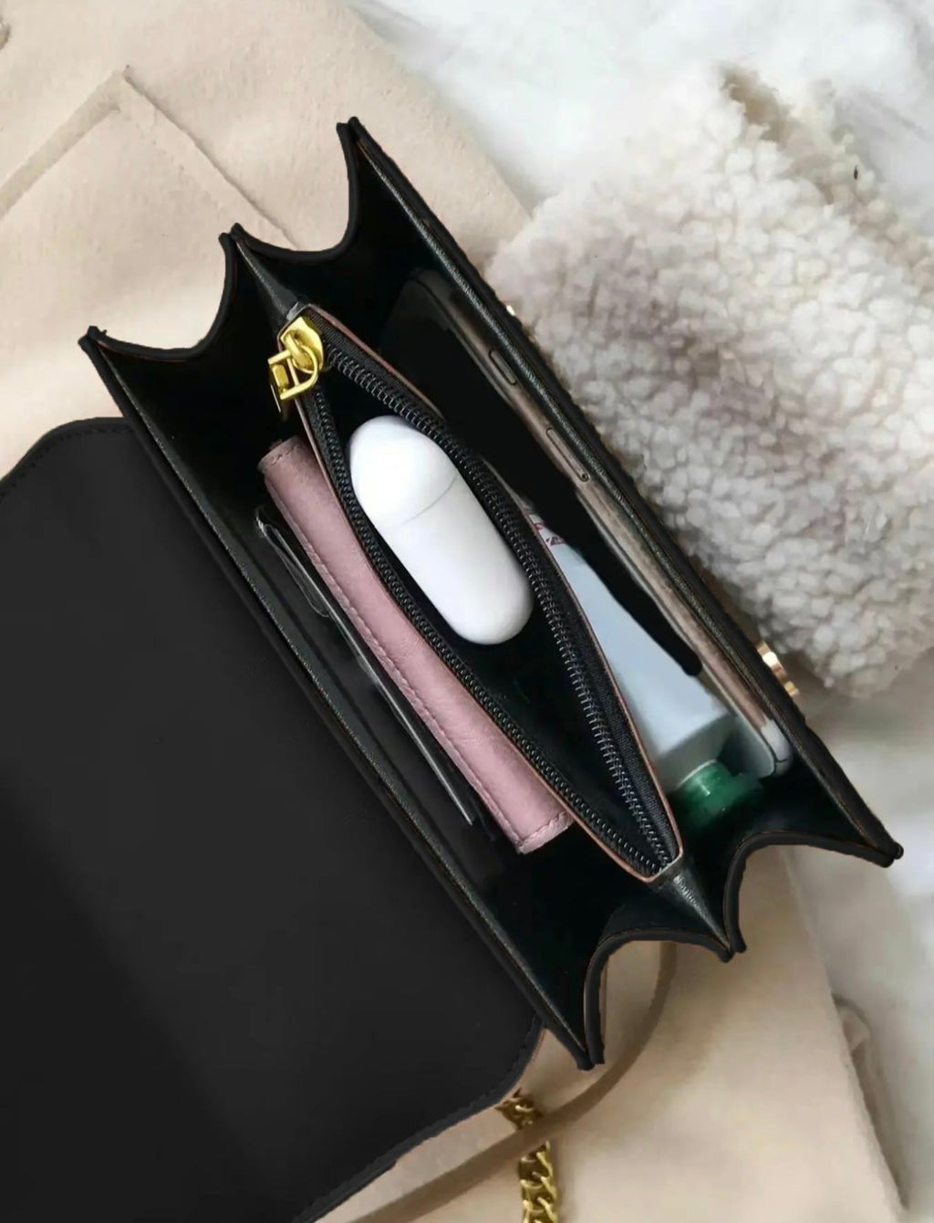 Leonora | Bolso de Lujo con Cadena