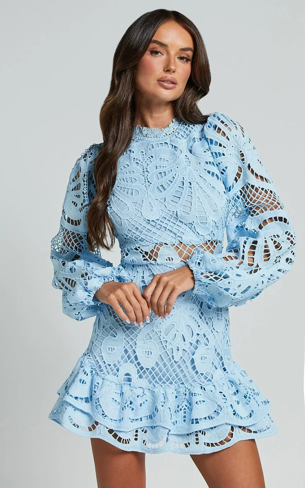 Soraya | Mini Vestido Elegante con Cuello Alto