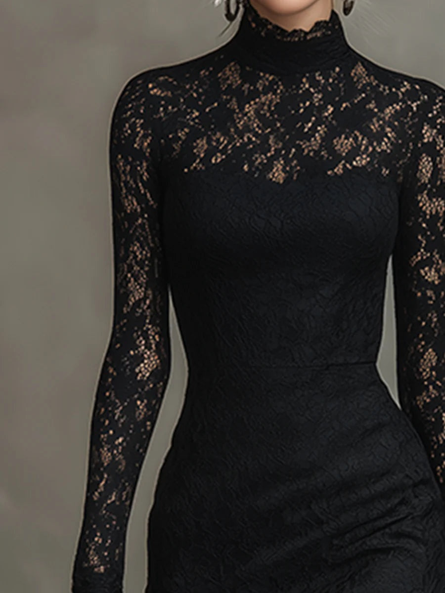 Olalla | Vestido de Encaje de Manga Larga con Cuello Alto