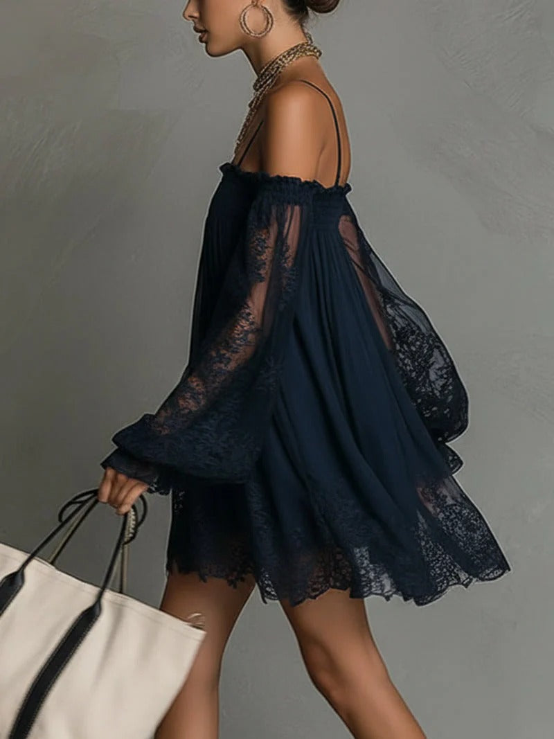 Noemi | Vestido Mini Navy con Hombros Descubiertos y Encaje