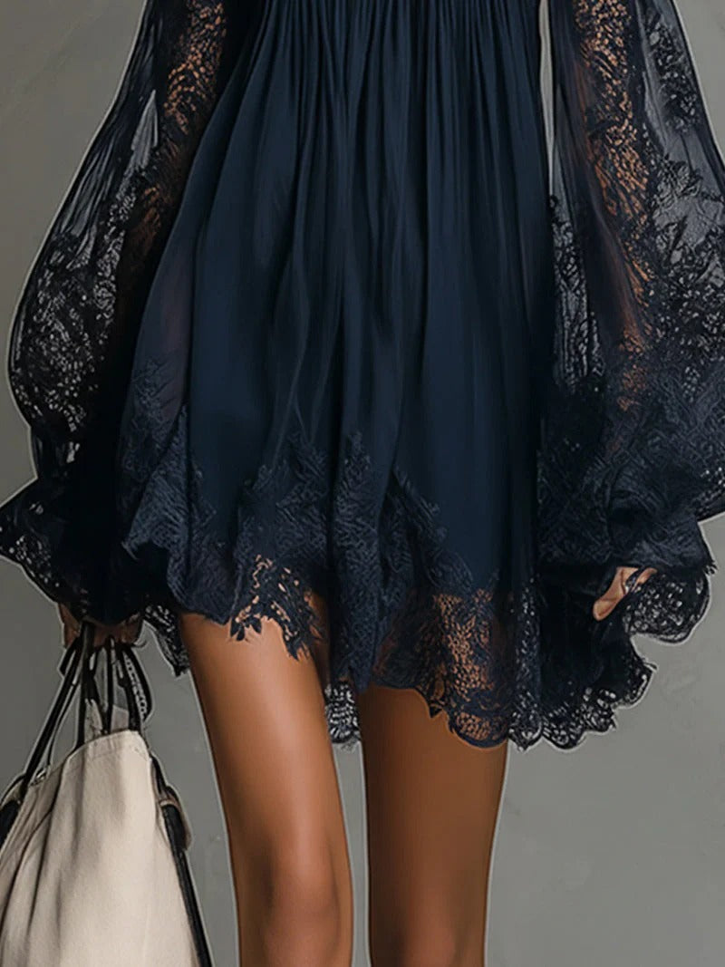 Noemi | Vestido Mini Navy con Hombros Descubiertos y Encaje