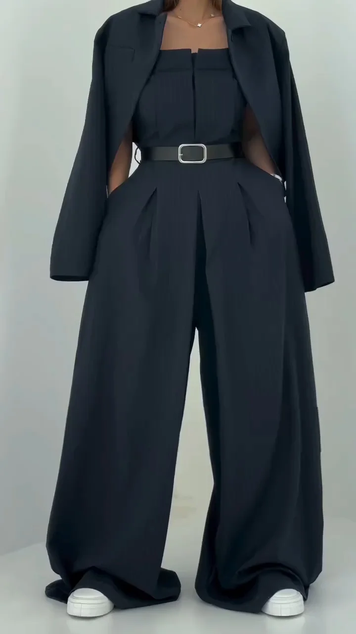 Julia | Traje Chaqueta Oversize y Mono Bustier