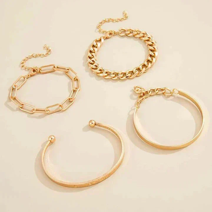 Conjunto de Pulseras Doradas Modernas