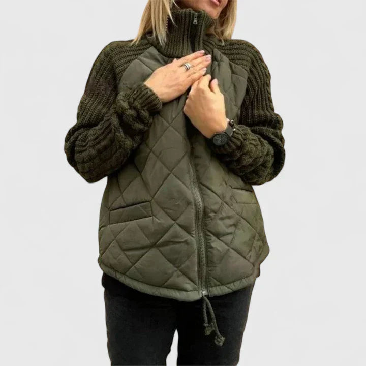 Mireia | Ropa Exterior con Estilo