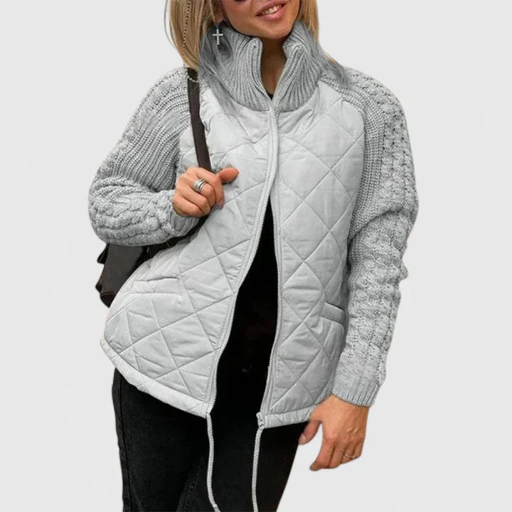 Mireia | Ropa Exterior con Estilo