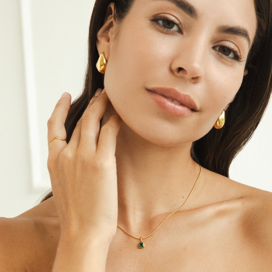 Collar con Piedra de Nacimiento Cuadrada