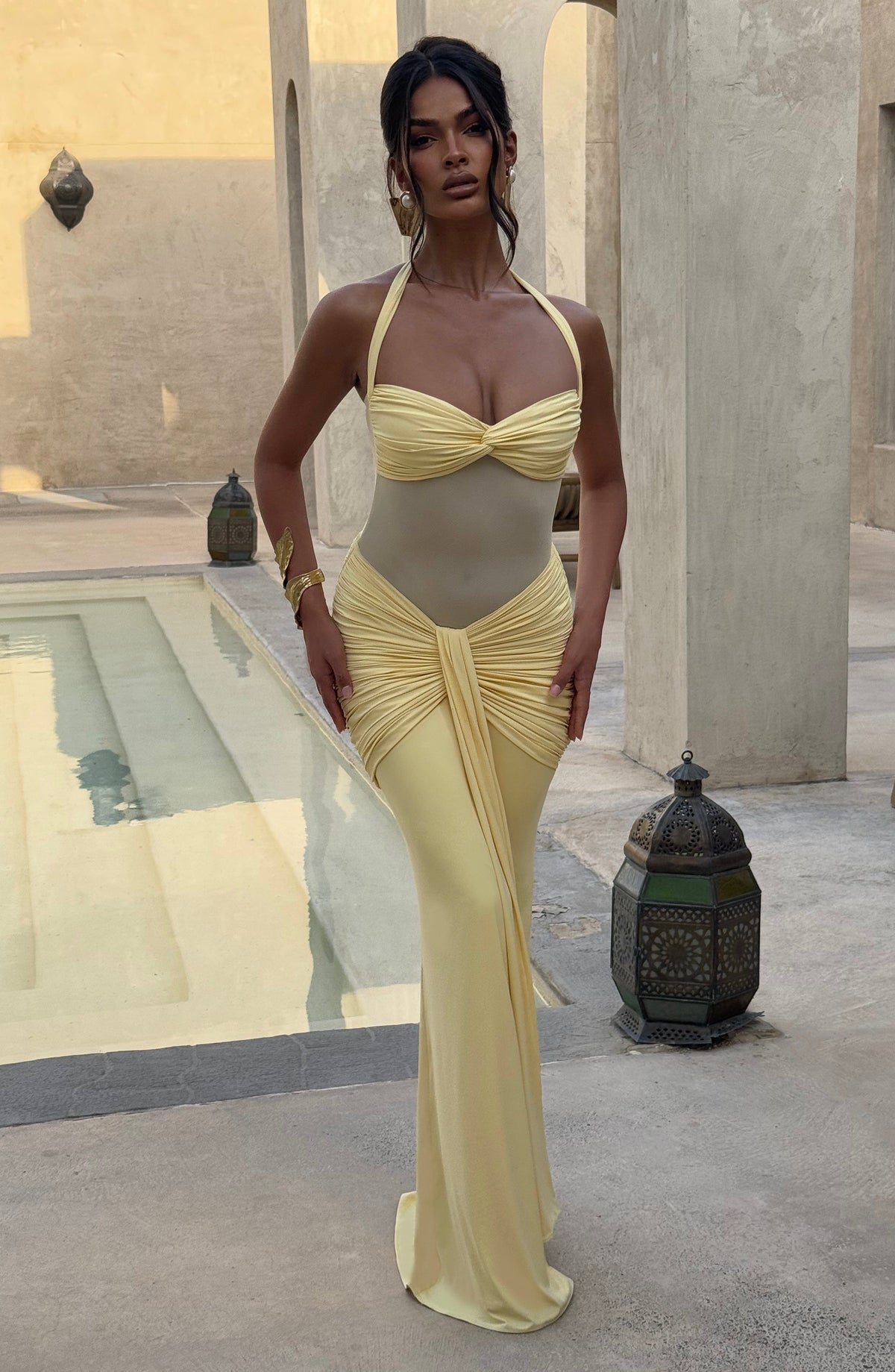 Elysa | Vestido con Transparencias